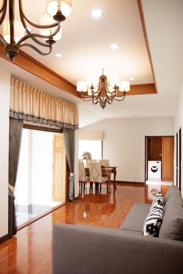 Villa 422 Chiangmai Чиангмай Екстериор снимка