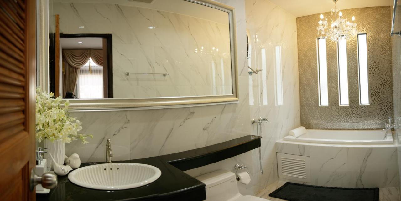 Villa 422 Chiangmai Чиангмай Екстериор снимка