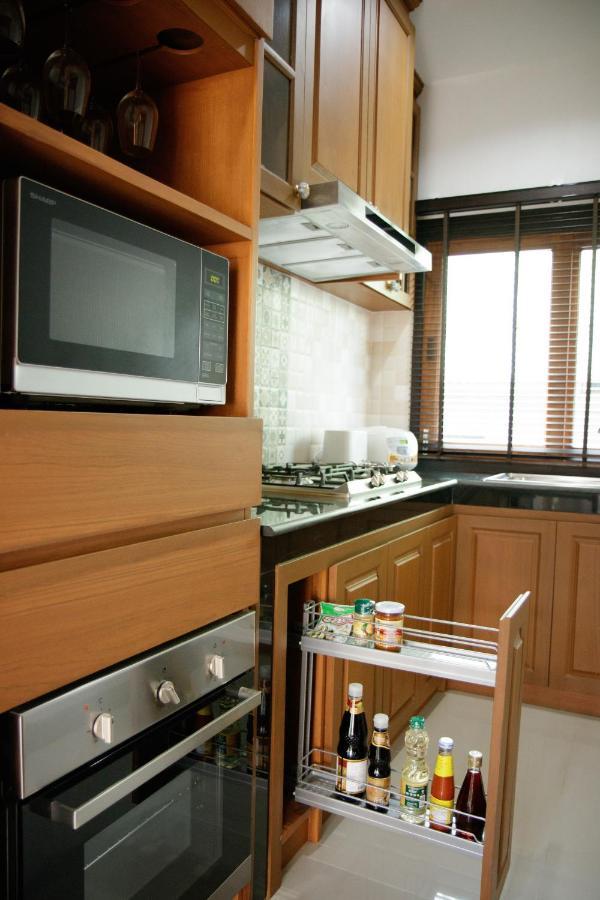 Villa 422 Chiangmai Чиангмай Екстериор снимка